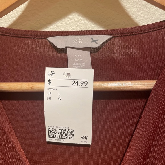 H&M blouse - Picture 4 of 4